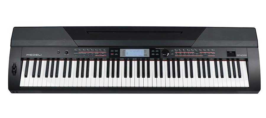 PIANO DE ESCENARIO MEDELI SP4200/BK