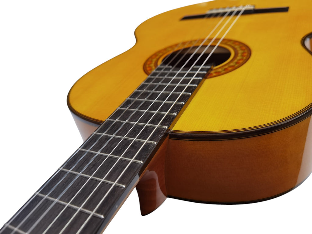 Vicente Tatay C320.595B Guitarra Flamenca Blanca de Cipres (Sicomoro) y Tapa Maciza