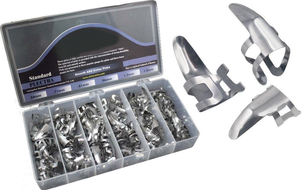 C300.021 Caja de 100 puas de metal para dedo