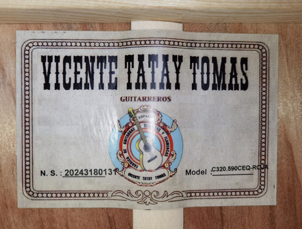 C320.590 CEQ Roja Guitarra Flamenca Vicente Tatay - Fondo de Sicomoro con Tapa Maciza de Abeto - EQ Fishman PSY-301 y Cutaway