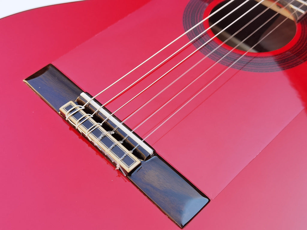 C320.590PF Roja Guitarra Flamenca Vicente Tatay - Fondo de palosanto de Mexico y Tapa Maciza - Acabado Brillo Teñida de Rojo