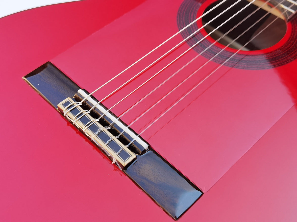 C320.590PF Roja Guitarra Flamenca Vicente Tatay - Fondo de palosanto de Mexico y Tapa Maciza - Acabado Brillo Teñida de Rojo