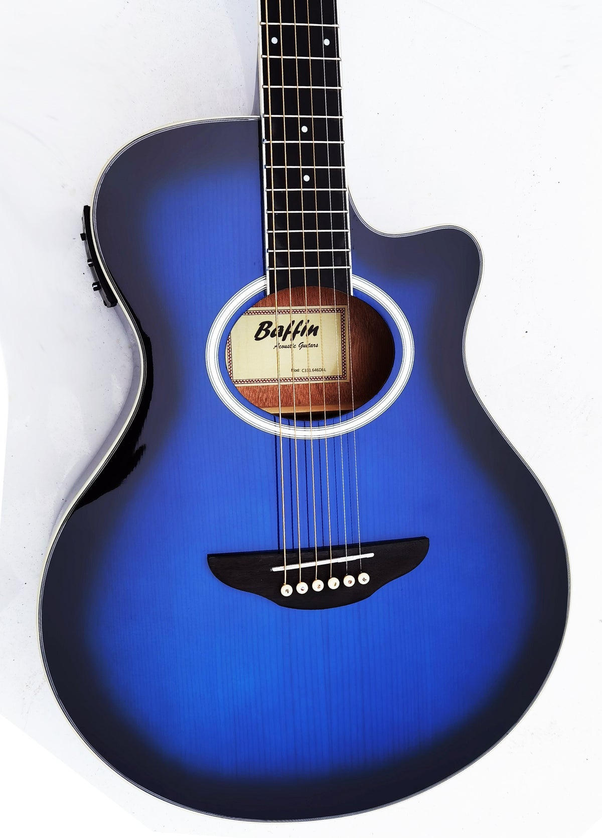 C331.646EQBL Guitarra Electroacustica Baffin Mini Jumbo tipo APX  AZUL Amplificada y previo con Afinador Acabado Brillo