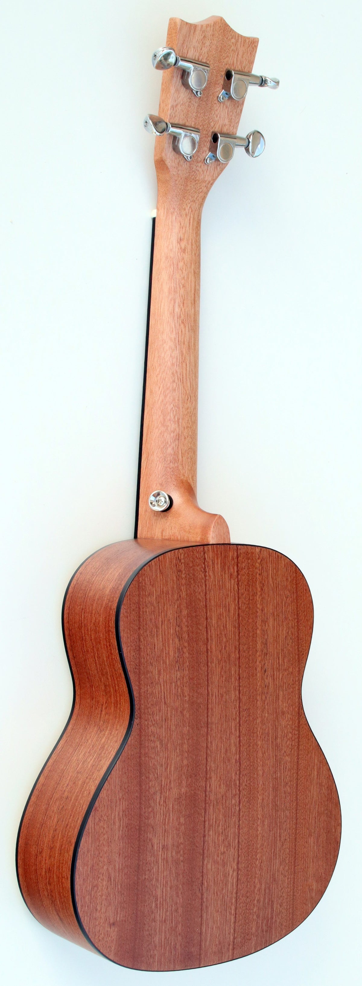 C380.105V Egmond Ukelele Concierto de Caoba con tapa maciza