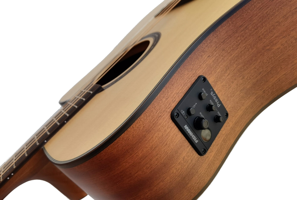 Egmond AV-50CE – Guitarra Electroacústica Dreadnought con Cutaway, Tapa Maciza de Abeto y Previo Fishman Presys II