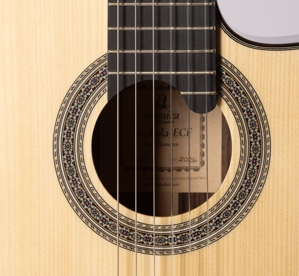 GUITARRA ADMIRA LOLA SERIE FLAMENCO ELECTRIFICADA CUTAWAY FISHMAN