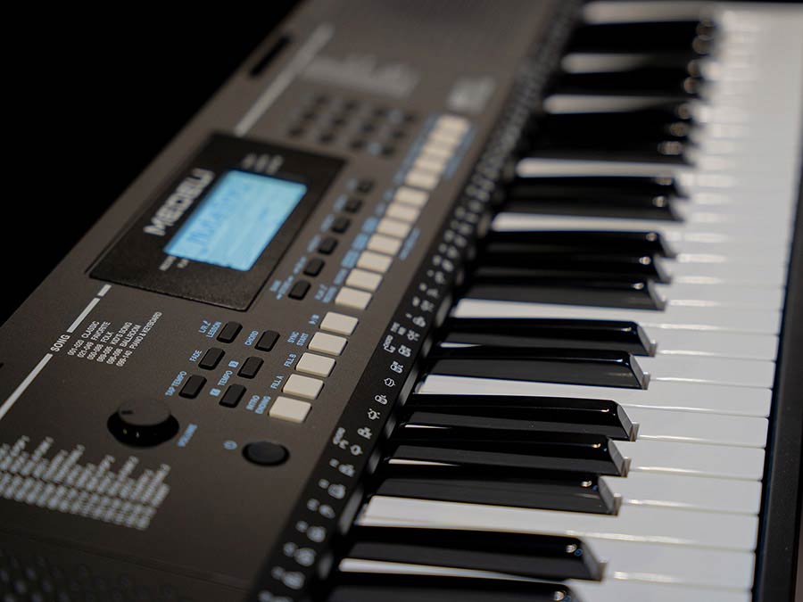 TECLADO MEDELI 61 TECLAS MK110