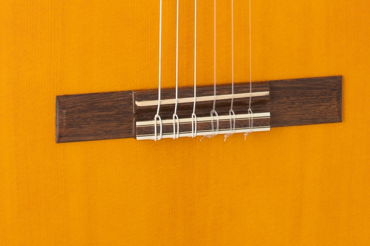 GUITARRA CLÁSICA ADMIRA TRIANA SERIE FLAMENCO ELECTRIFICADA CON FISHMAN